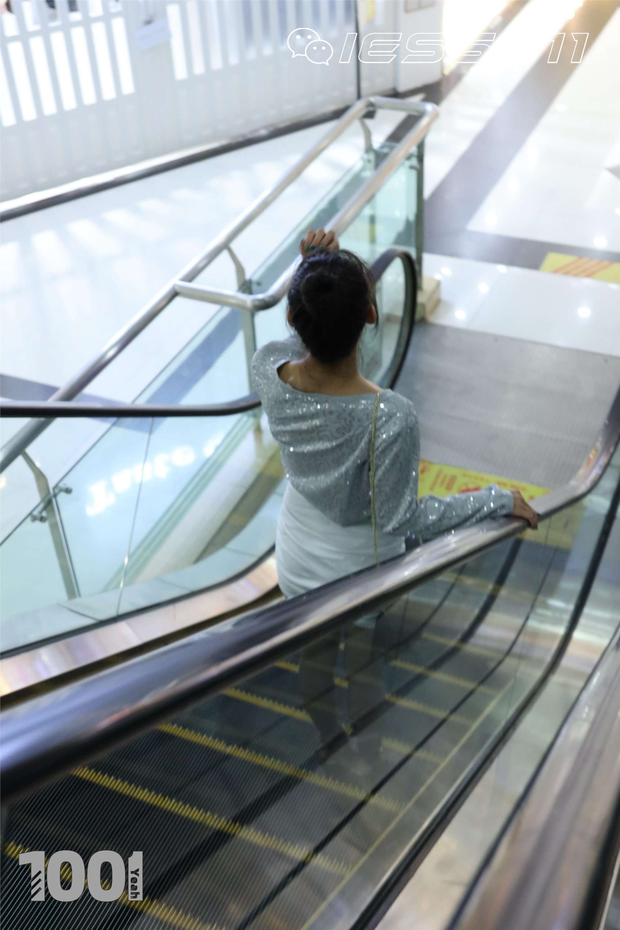 IESS异思趣向 一千零一夜 模特：真真《逛街1》